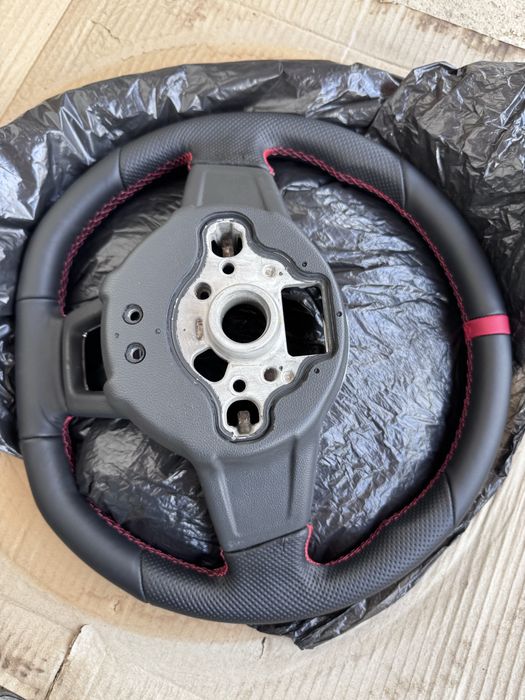 Volan Golf 7 TCR pregatit pentru Golf 5-6 Passat B6-7 Caddy