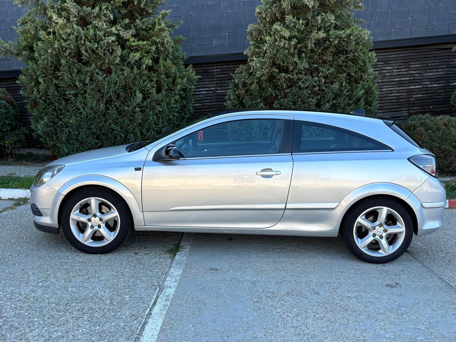 Opel astra H GTC