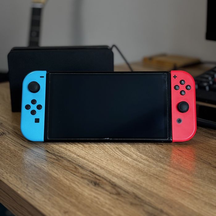 б/у Nintendo switch oled 64 Гб