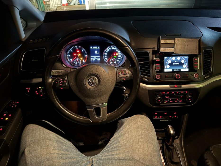 Volkswagen Sharan 2012