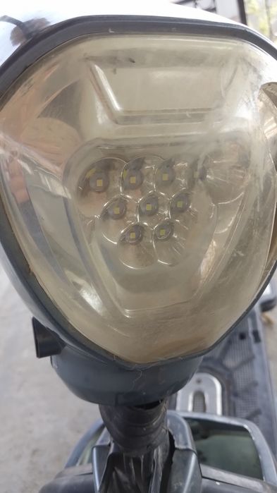 Sports electroni moped