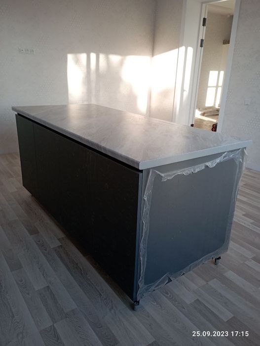 Oshxona mebellari yuqori sifat va tanlov erknligi!!!