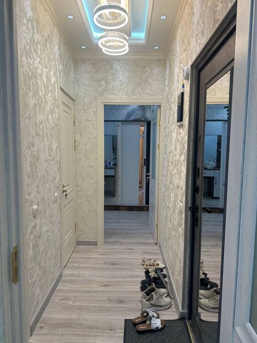 Продается Двухкомнатная Квартира Яшнабадский район ориентир Дворец Ав.