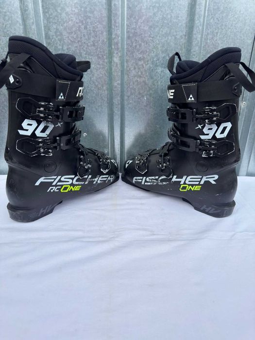 Clapari ski schi Fischer RC ONE X90 marime Eur:42 Mondo:27
