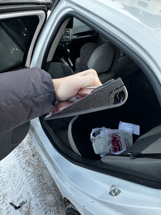 Продам доп стоп и козырек