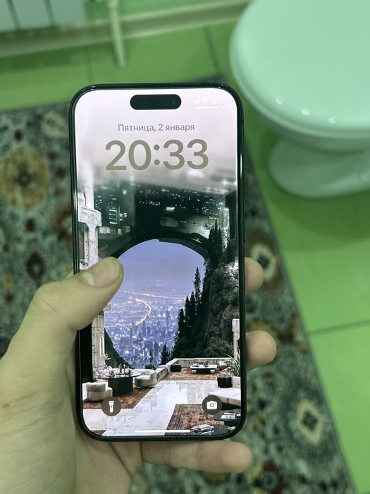iphone 15.  проо