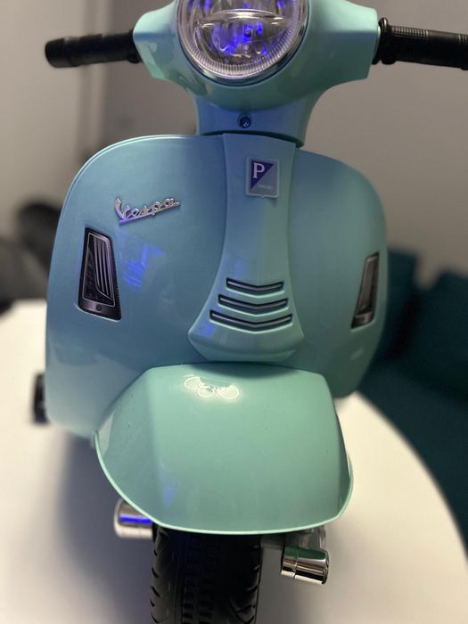 Scuter electric copii vespa