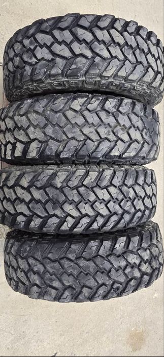 Офроад гуми за кал 235/75/15