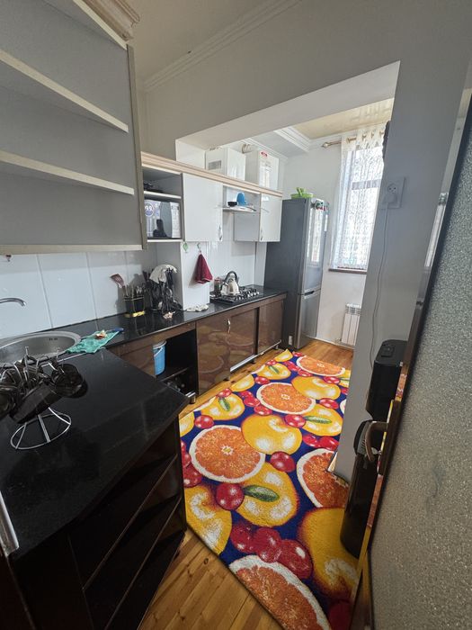 Uy sotiladi 3 xonali