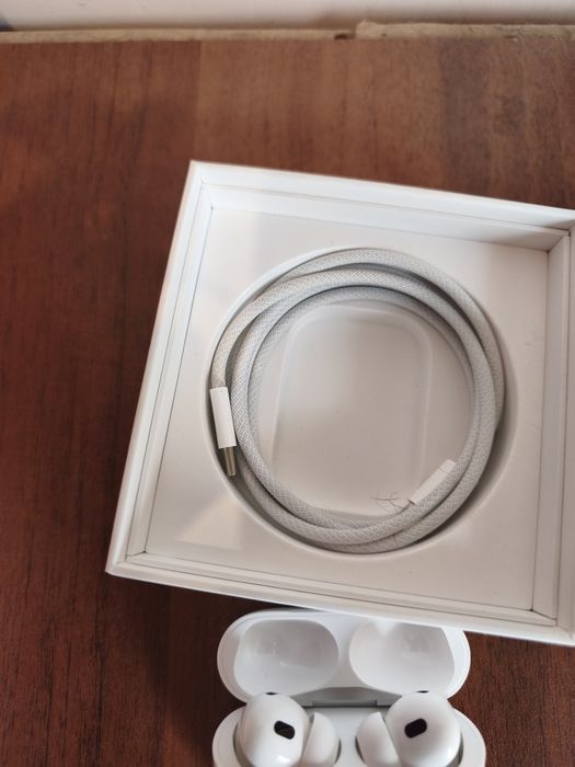 Слушалки за iPhone air pods pro