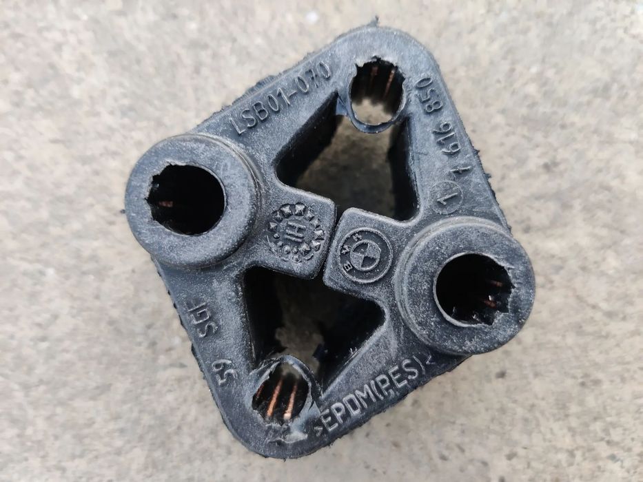 Cauciuc sustinere toba esapament BMW Seria 1 3 4 F20 F21 F30 F31 F32 7616850