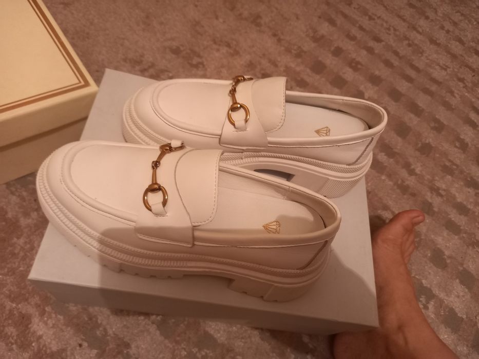 Обувь натуральная замша