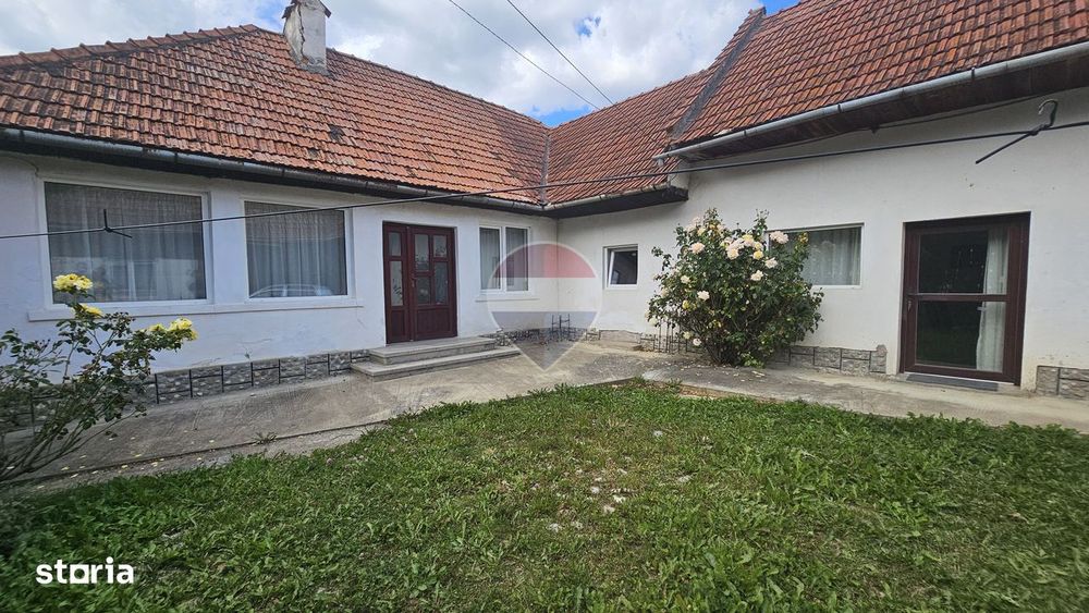 Teren intravilan | 4840 mp | Casă + Anexe | Utilități | Sohodol | Bran