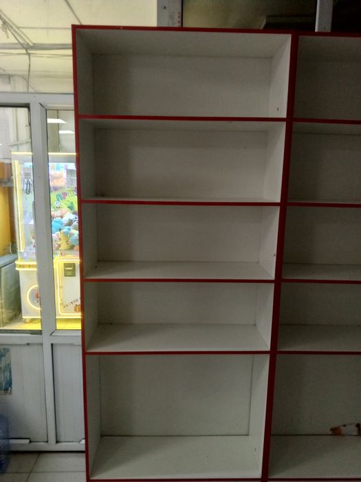 Продам полки для магазина