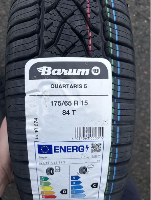 Vand cauciucuri NOI !Am doar cate 2 bucați !