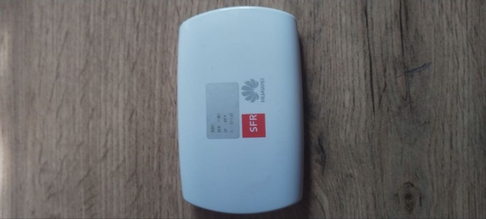 Продаеться карманный Wi-Fi 4G Huawei