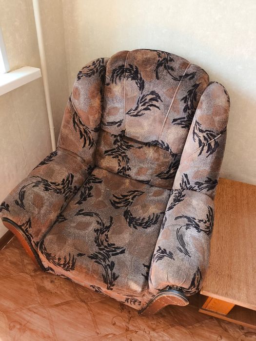 Диван и 2 кресла 5000 тг