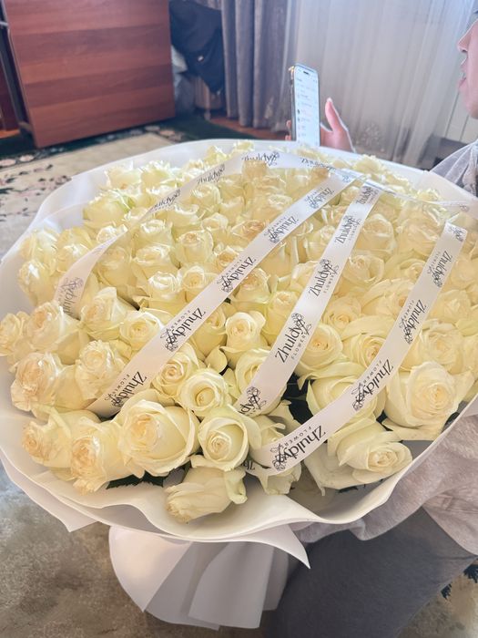 101 белый роза т