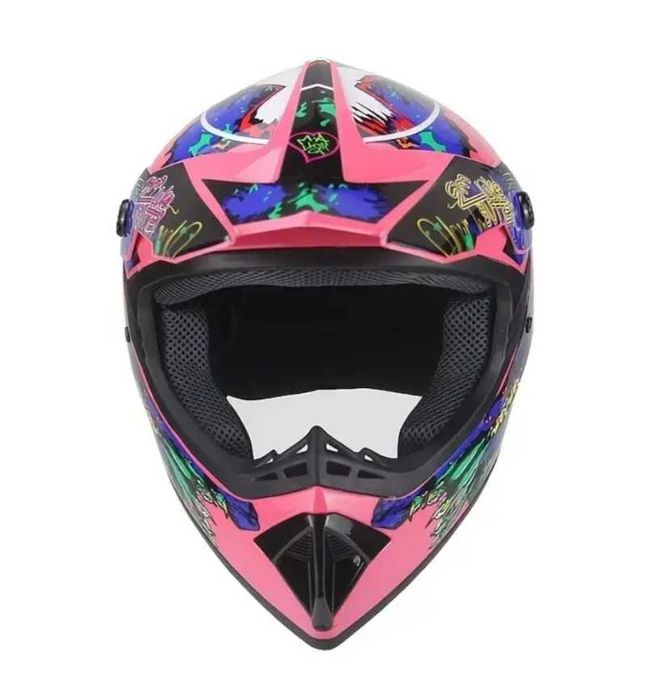 Атрактивни каска и ръкавици за мотокрос, крос