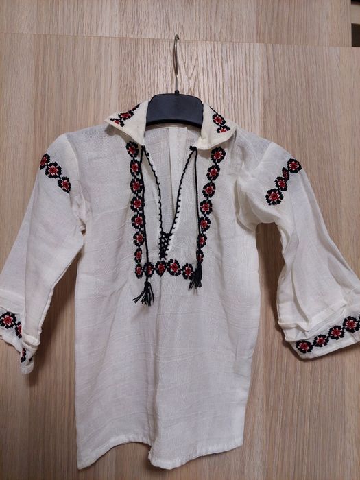 Ie romaneasca autentica