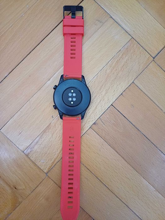 Смарт часовник Huawei Gt 2 в перфектно състояние