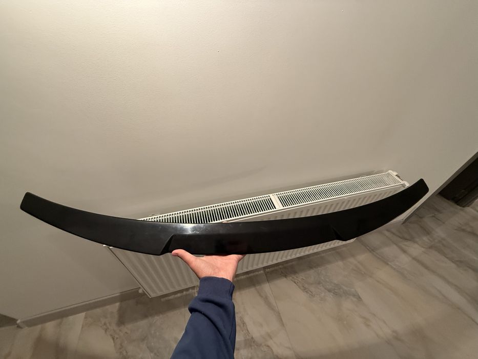 Vand eleron pentru  audi a4 b8