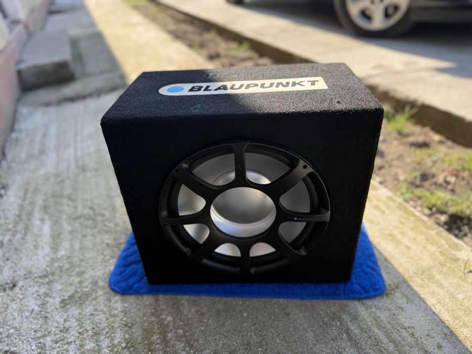 Subwoofer blaupunkt+ amplificator perfect functional