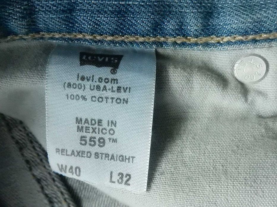 Blugi Levi’s 559 Relaxed Straight. Marime 40/32. Impecabili, ca noi.