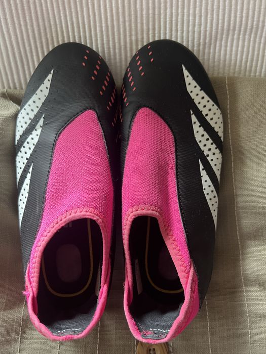 Детски футболни обувки adidas