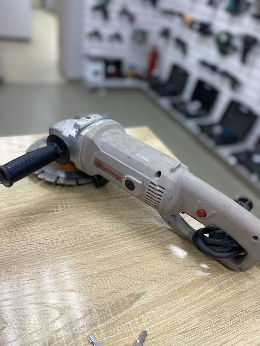 Болгарка Crown CT13034 (ТМ79)