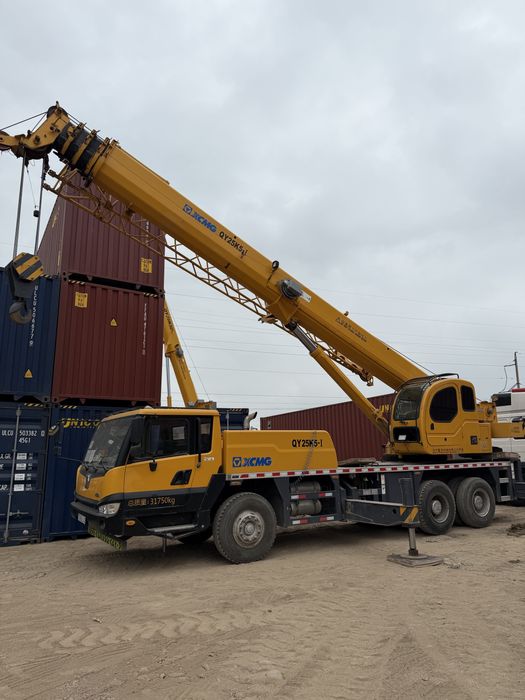 Аренда автокрана XCMG 25 тонн — без простоев!