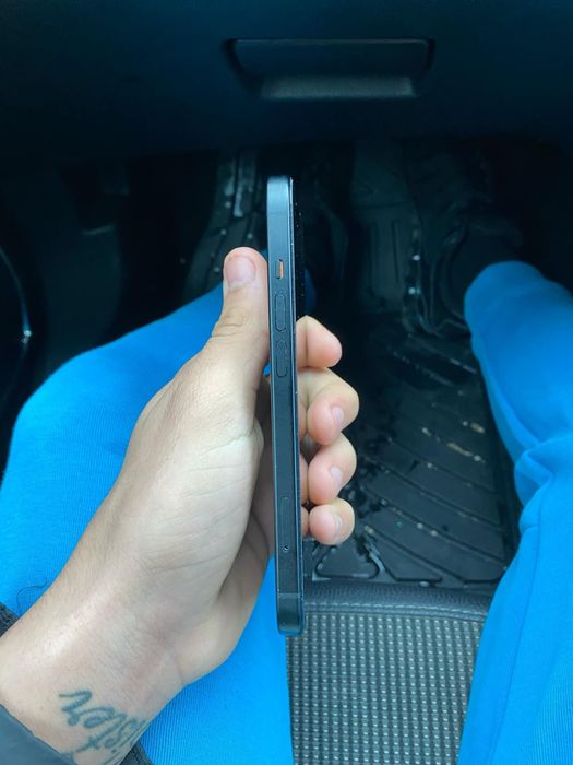 Iphone 15, 128гб  ПРОЧЕТИ!