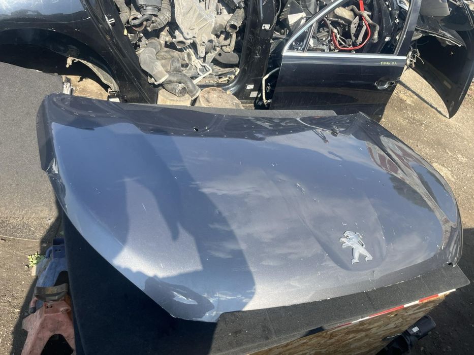 Преден капак Peugeot 2008 Пежо 2013 20 с забележки оригинален