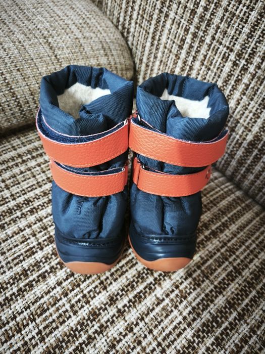 Продам дутики Котофей 20/21