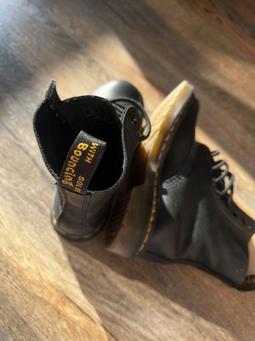 Кубинки Dr. Martens
