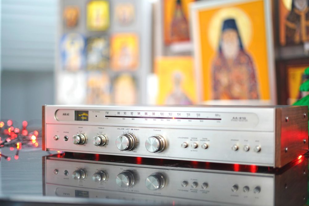 Amplituner AKAI AA-810