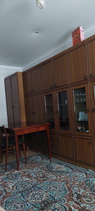 Кровать, шкаф, стол