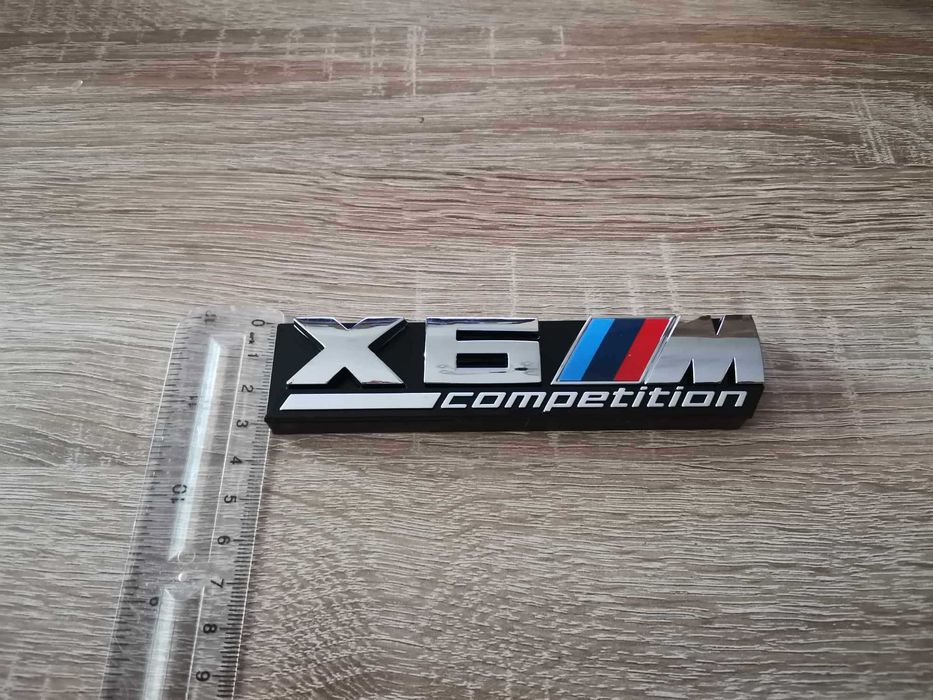 Предна решетка сребриста емблема BMW X6M Competition