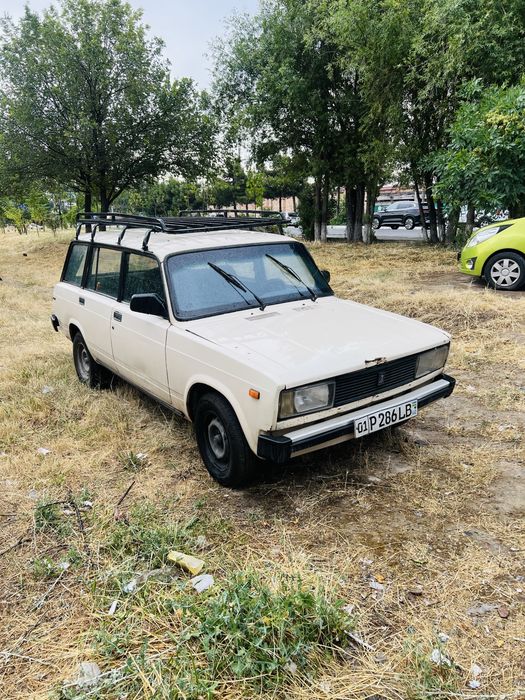 Sotiladi: VAZ 2104