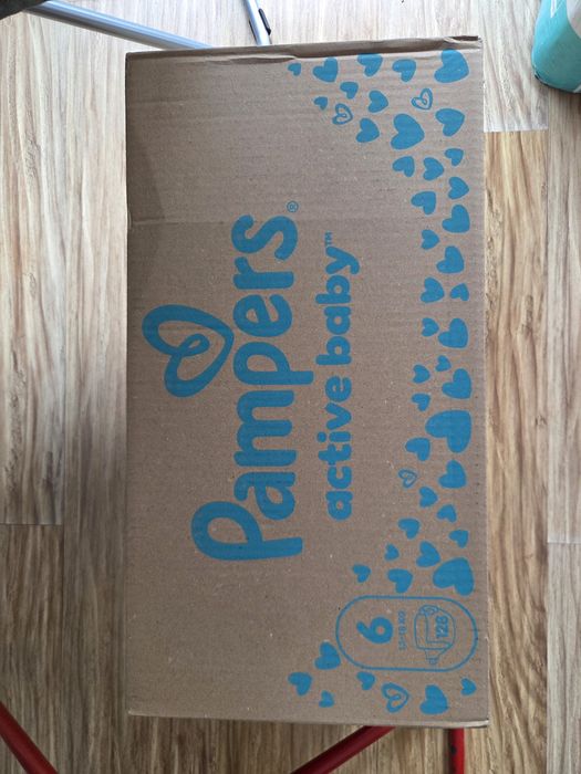 Scutece Pampers nr.6 și aleze