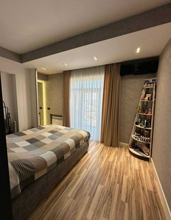 Сдаётся квартира дуплекс в новостройке Голден хауса ул.Мукумий