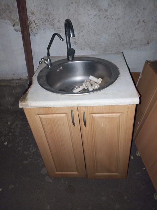 Продам кухонный гарнитура