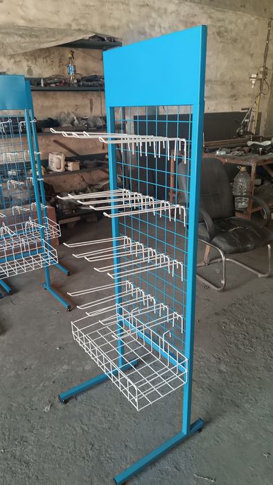 Стеллаж стойка витрина рекламные складские