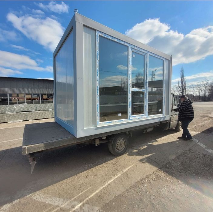 Vand container tip fast-food