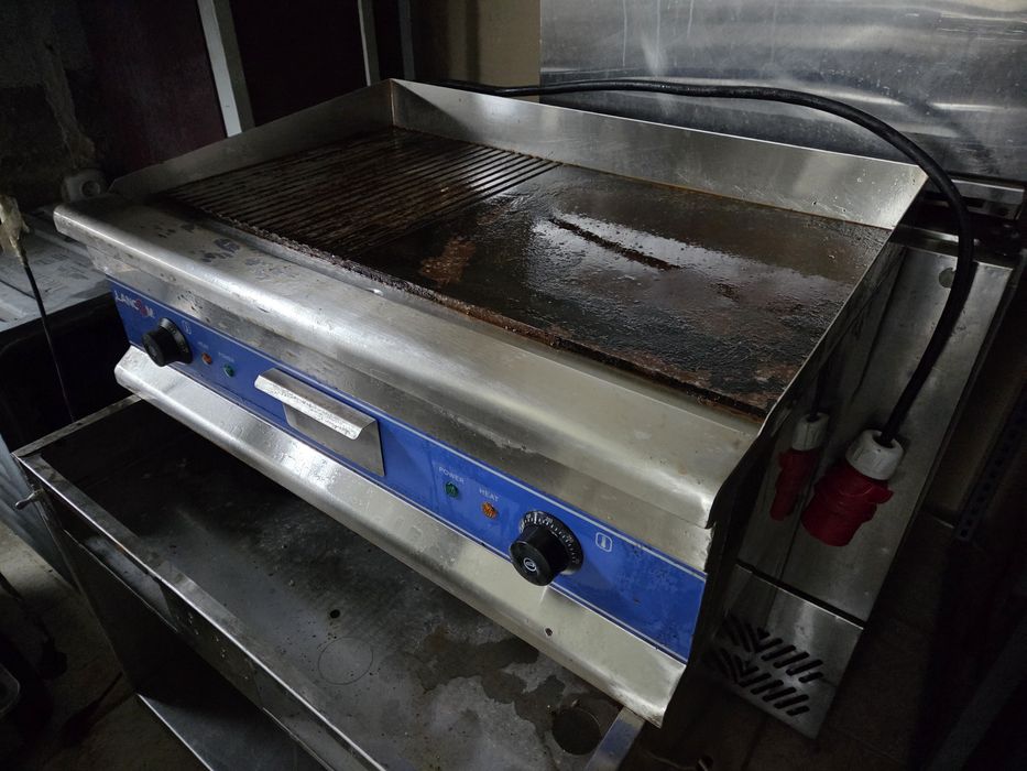 Grill electric sau gaz, de banc, 220v sau 380v