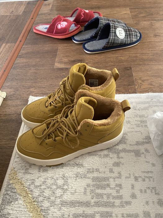 продам адидас размер 40