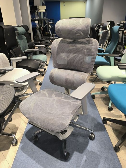 Офисное кресло для руководителя модель Lucky ted. Optim va dona