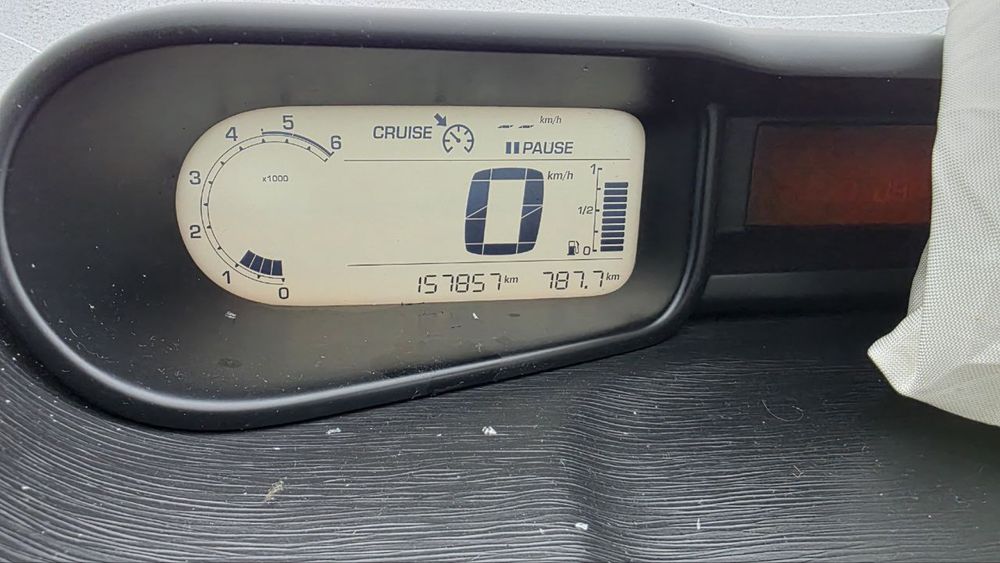 На части Citroen c3 picasso 1.6 hdi 2010 9HR DV6c пали работи 157000