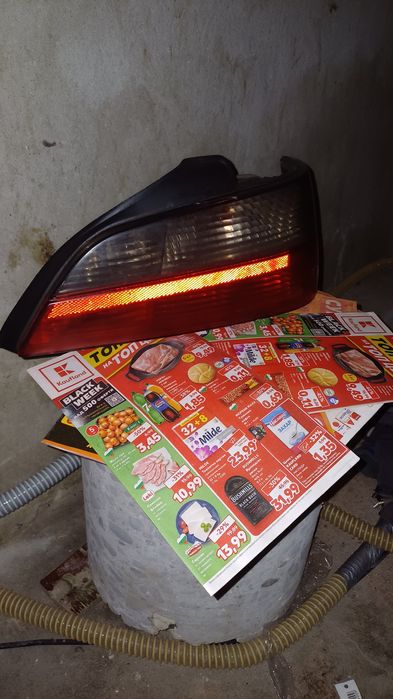 Десен стоп за пежо 406