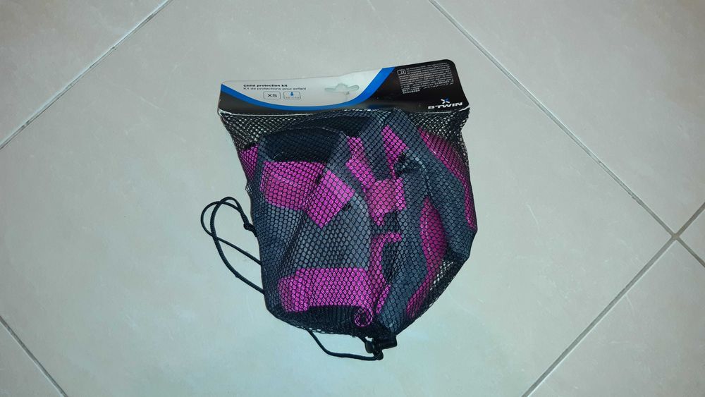 Vand protectii copii genunchi si coate B'TWIN pentru role/bicicleta